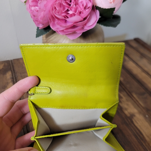 DIOR wallet, makeup case, and mascara (3pieces) - Picture 3 of 9